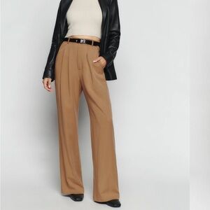 NWT Reformation Mason pants size 8 in Camel